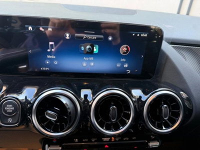 Mercedes-Benz GLA SUV 180 AMG Line Premium auto (19)
