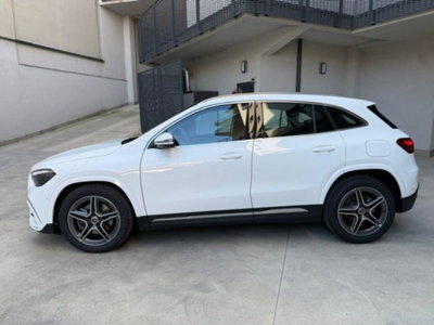Mercedes-Benz GLA SUV 180 AMG Line Premium auto (2)