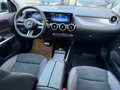 Mercedes-Benz GLA SUV 180 AMG Line Premium auto (14)