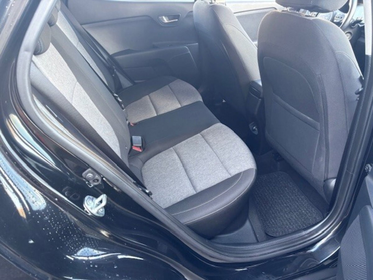 Kia Stonic 1.2 mpi Style 79cv (12)