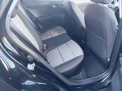 Kia Stonic 1.2 mpi Style 79cv (12)