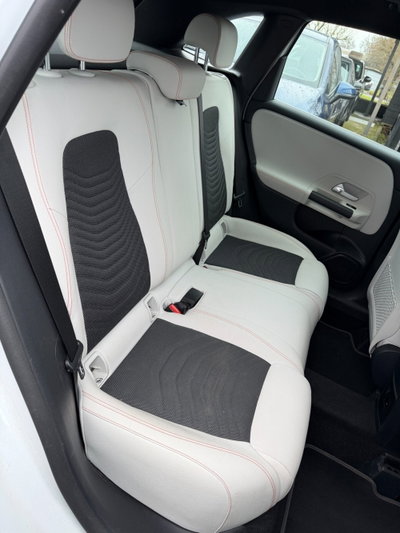 Mercedes-Benz Classe B 180 d Automatic Sport Plus (13)