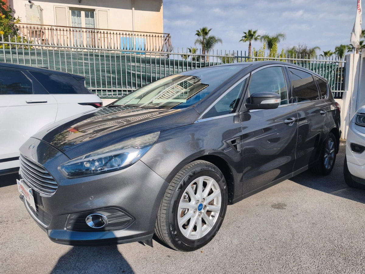 Ford S-Max 2.0 TDCi 150CV Start&Stop Powershift Titanium Business (6)