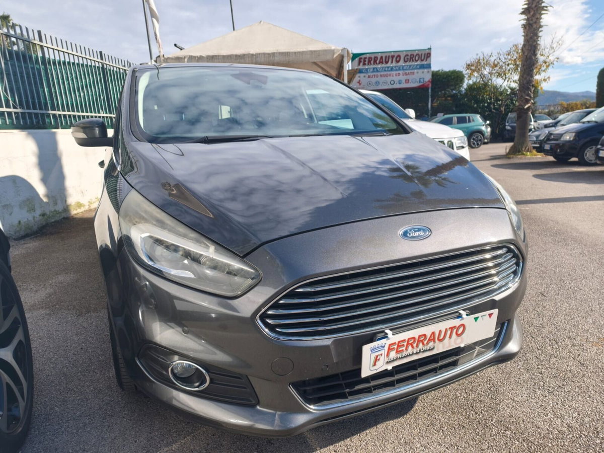 Ford S-Max 2.0 TDCi 150CV Start&Stop Powershift Titanium Business (2)