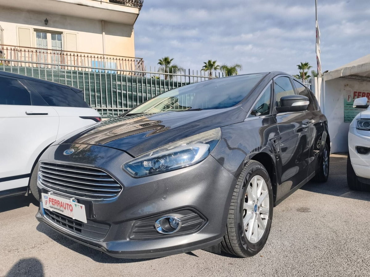 Ford S-Max 2.0 TDCi 150CV Start&Stop Powershift Titanium Business (8)