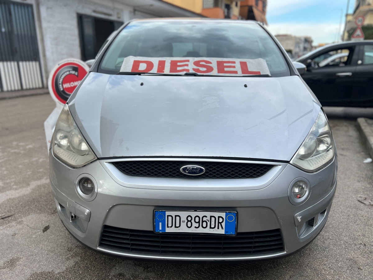 Ford S-Max 2.0 TDCi 140CV Titanium (3)