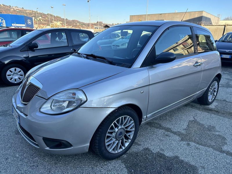 Lancia Ypsilon 1.2 Argento