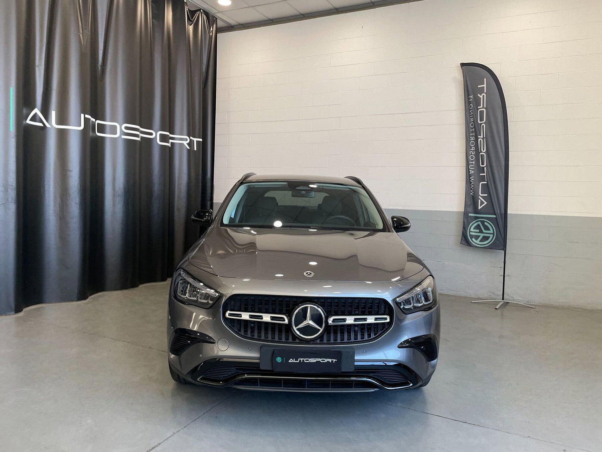 Mercedes-Benz GLA SUV 200 Progressive Advanced Plus auto (2)