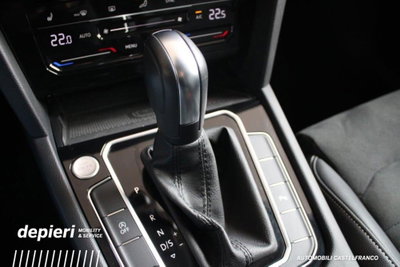 Volkswagen Passat Variant 2.0 TDI SCR EVO DSG Executive (10)