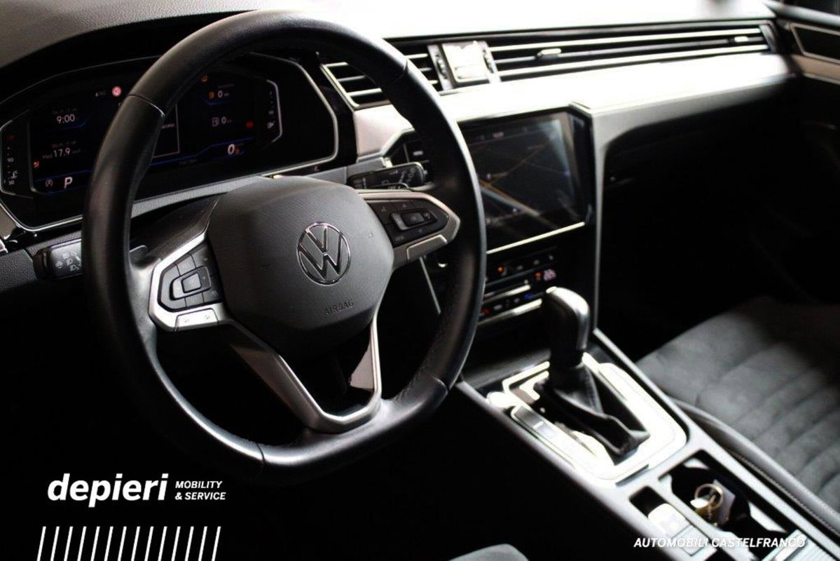 Volkswagen Passat Variant 2.0 TDI SCR EVO DSG Executive (2)