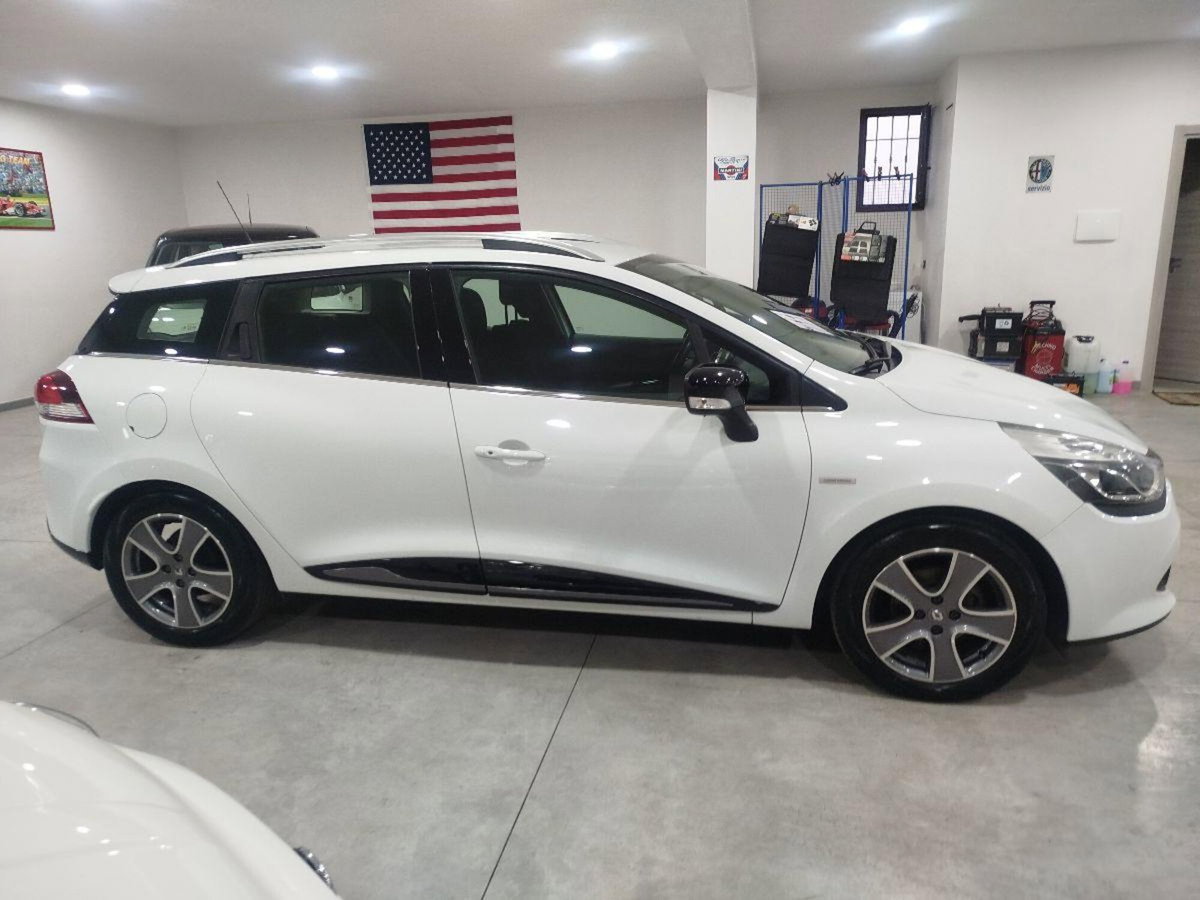 Renault Clio Sporter 1.5 dCi 8V 75CV Costume National (4)