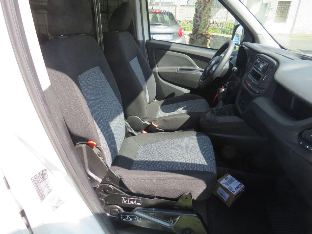 Fiat Qubo 1.3 MJT 95 CV Active (10)