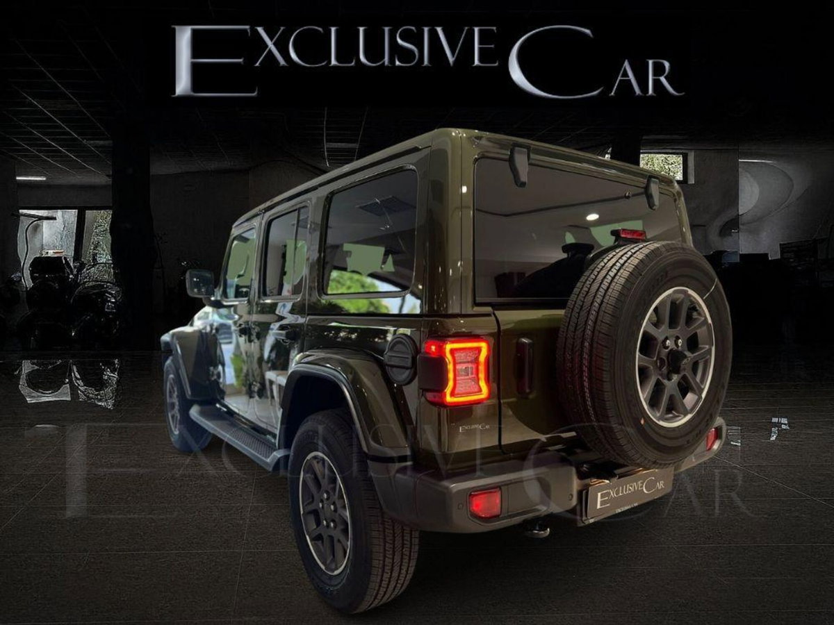 Jeep Wrangler Unlimited 2.0 Turbo Sahara (3)