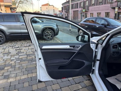 Volkswagen Golf 1.0 TSI 85 CV 5p. Trendline BlueMotion Technology (13)