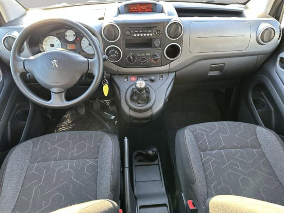 Peugeot Partner BlueHDi 100 4x4 Active Traction Control (13)