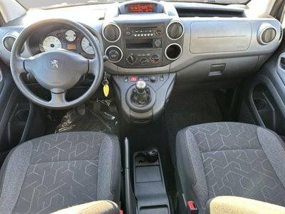 Peugeot Partner BlueHDi 100 4x4 Active Traction Control (13)