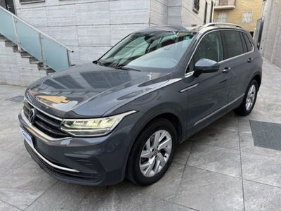 Volkswagen Tiguan 2.0 TDI 150 CV SCR DSG 4MOTION Life usata