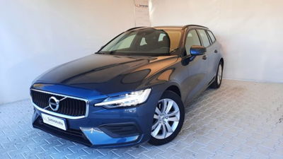 Volvo V60 B4 (d) Geartronic Momentum Business Pro usata