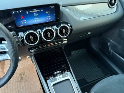 Mercedes-Benz GLA SUV 180 AMG Line Premium auto (16)