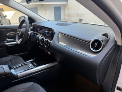Mercedes-Benz GLA SUV 180 AMG Line Premium auto (14)