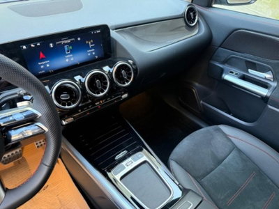 Mercedes-Benz GLA SUV 180 AMG Line Premium auto (17)