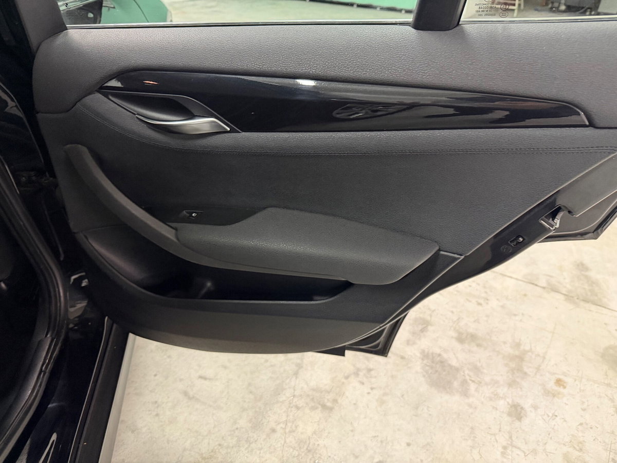 BMW X1 xDrive23dA Futura (10)