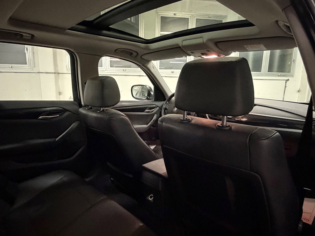 BMW X1 xDrive23dA Futura (13)
