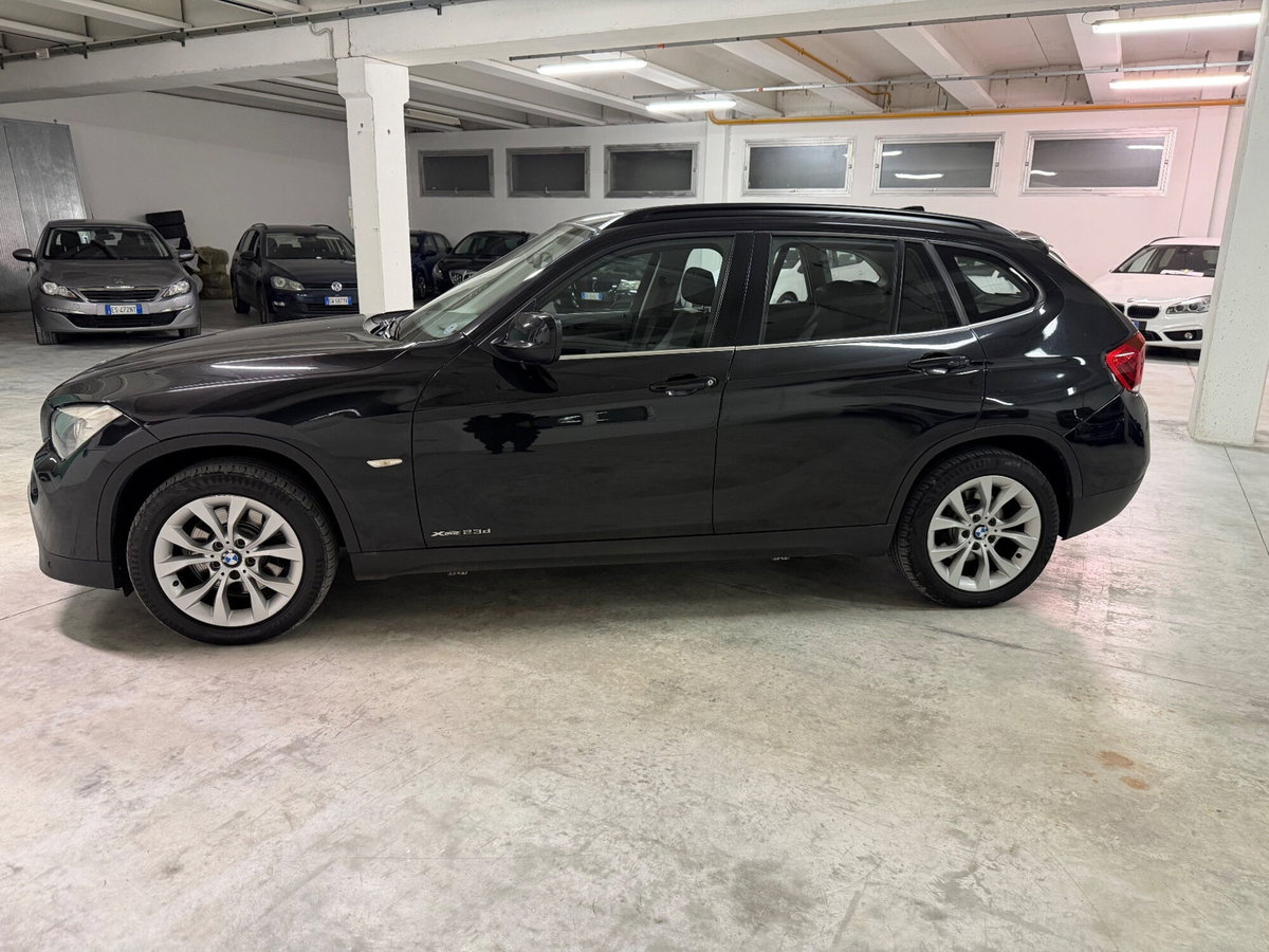 BMW X1 xDrive23dA Futura (2)