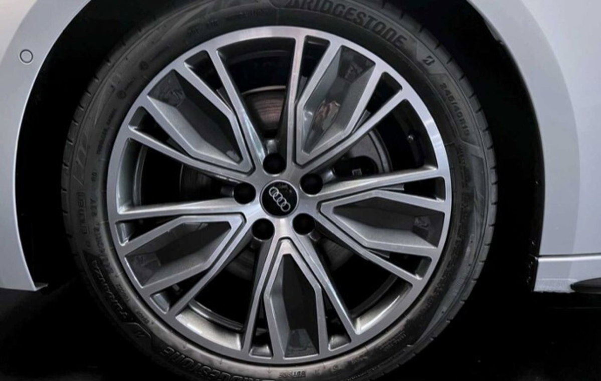 Audi A5 Avant 2.0 tdi mhev+ S line edition 204cv s-tronic (2)