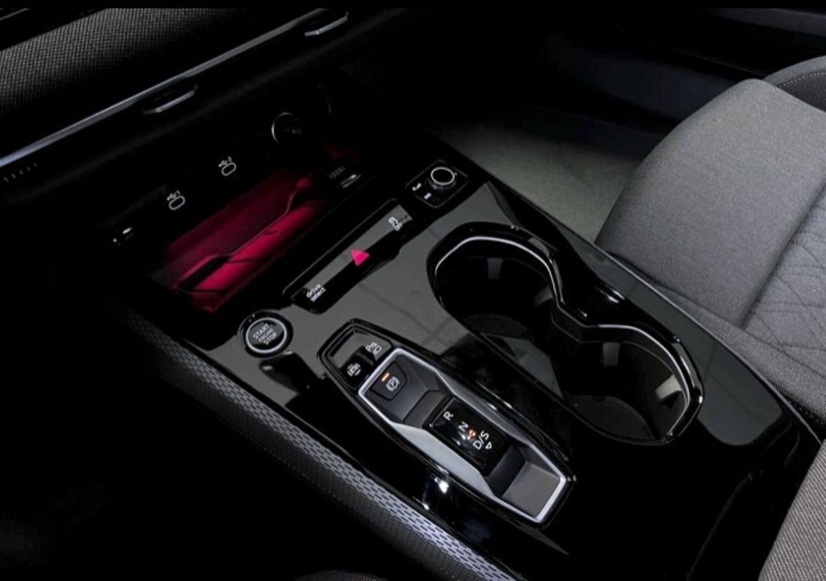 Audi A5 Avant 2.0 tdi mhev+ S line edition 204cv s-tronic (5)