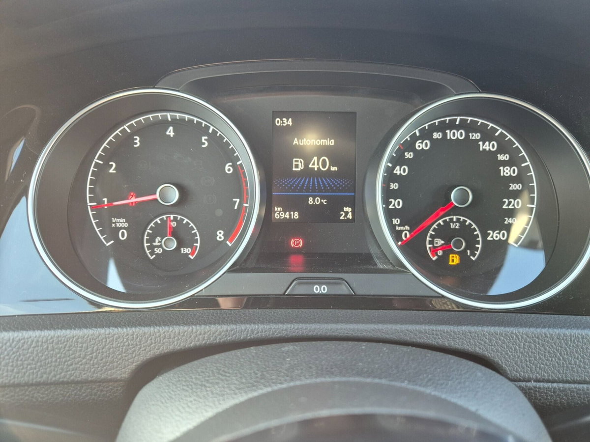 Volkswagen Golf 1.0 TSI 115 CV 3p. Sport BlueMotion Technology (10)