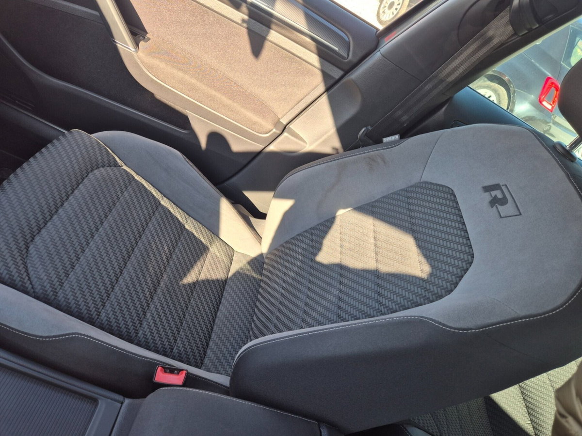 Volkswagen Golf 1.0 TSI 115 CV 3p. Sport BlueMotion Technology (6)