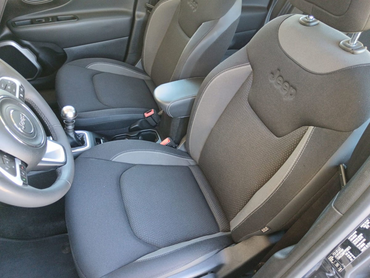 Jeep Renegade 1.6 Mjt 130 CV Limited (10)