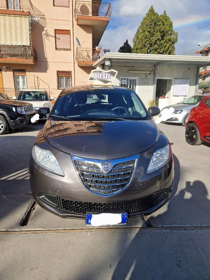 Lancia Ypsilon 1.3 MJT 16V 95 CV 5 porte S&S Silver