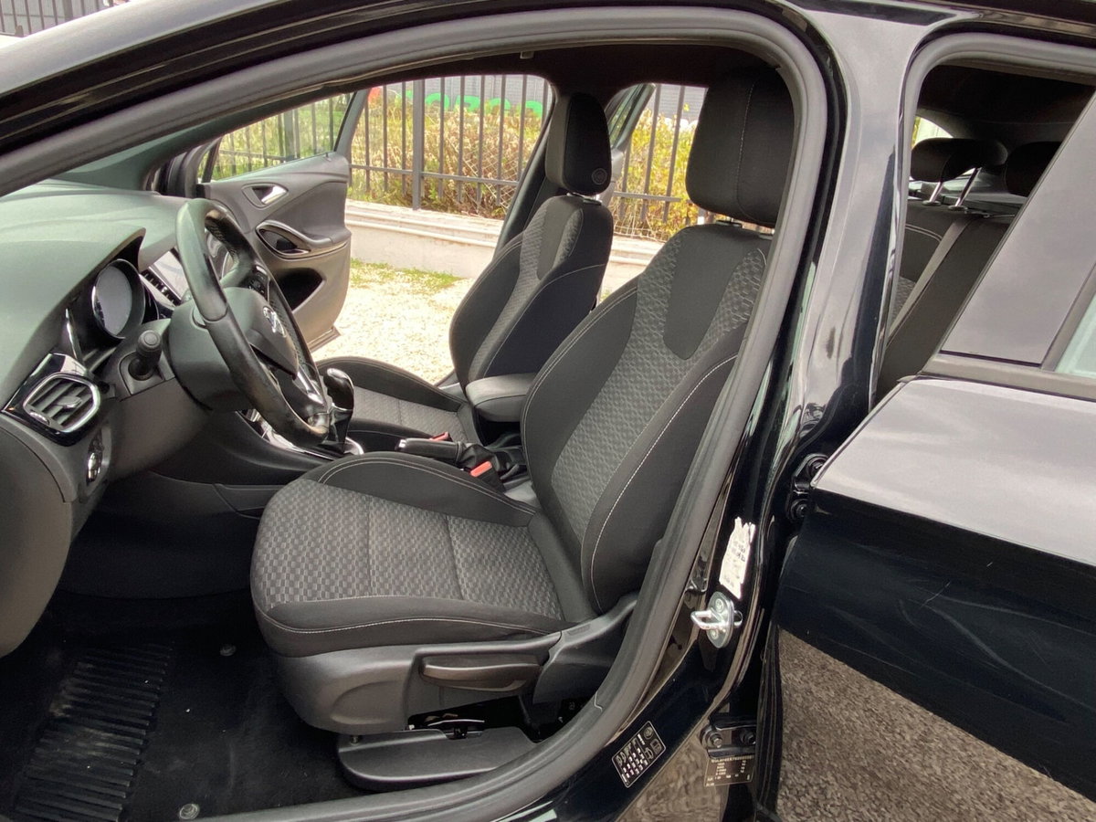 Opel Astra Station Wagon 1.6 CDTi 110CV Start&Stop Sports Business (17)