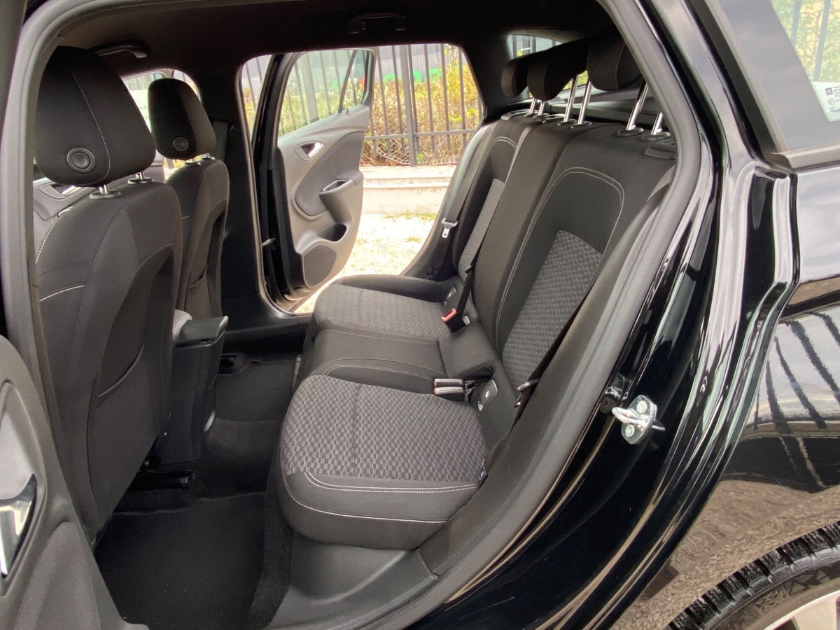 Opel Astra Station Wagon 1.6 CDTi 110CV Start&Stop Sports Business (18)