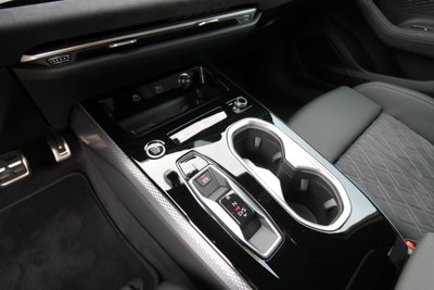 Audi A6 Avant 2.0 tdi mhev + S line edition quattro 204cv s-tronic (12)