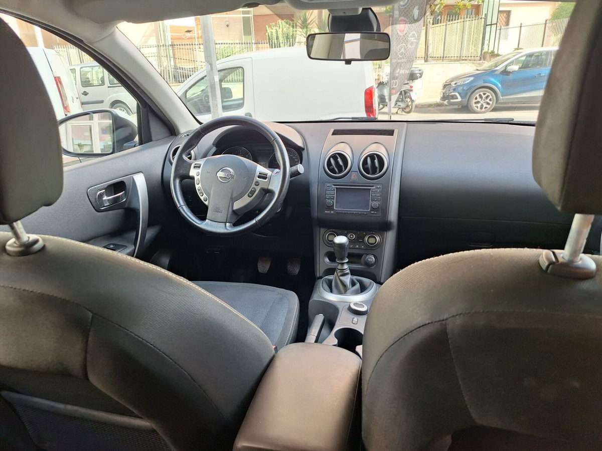Nissan Qashqai 2.0 dCi DPF Acenta (10)