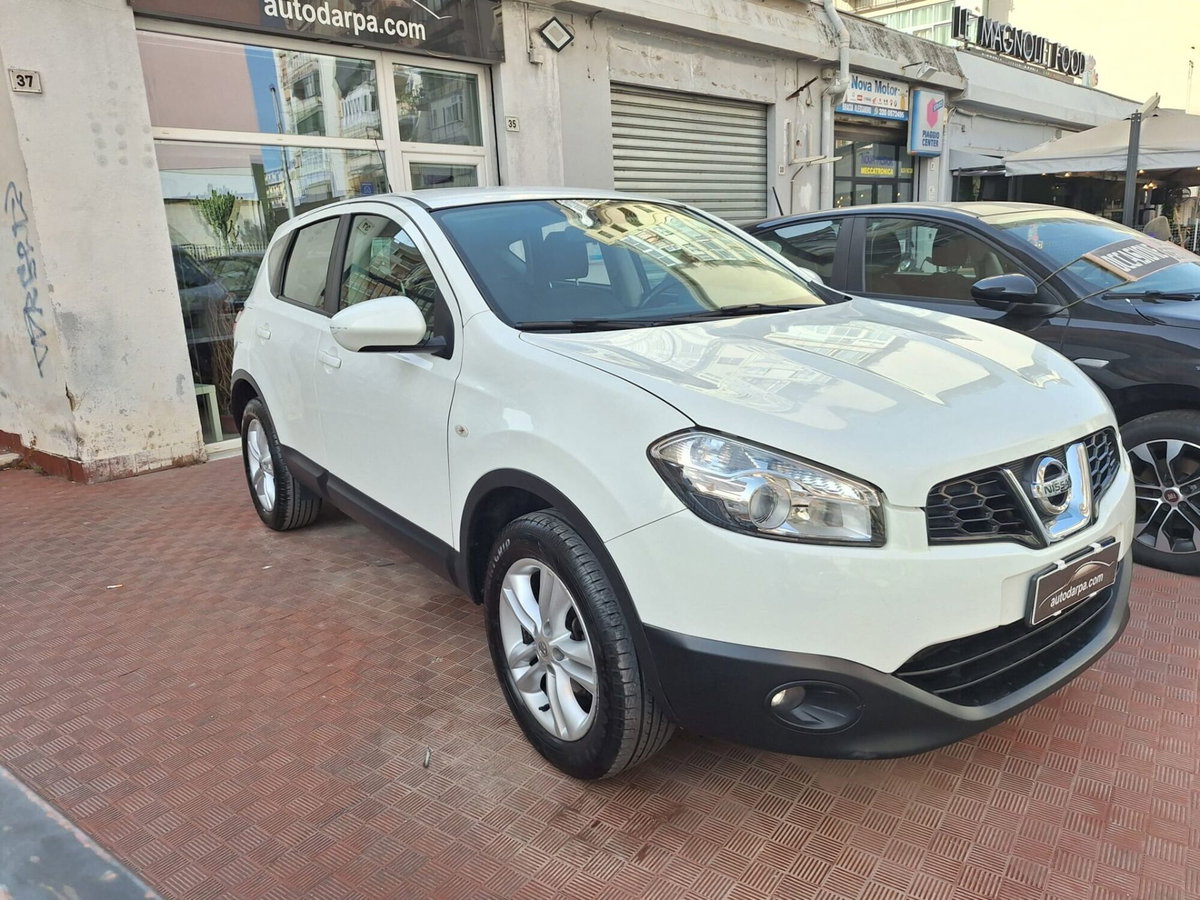 Nissan Qashqai 2.0 dCi DPF Acenta (2)
