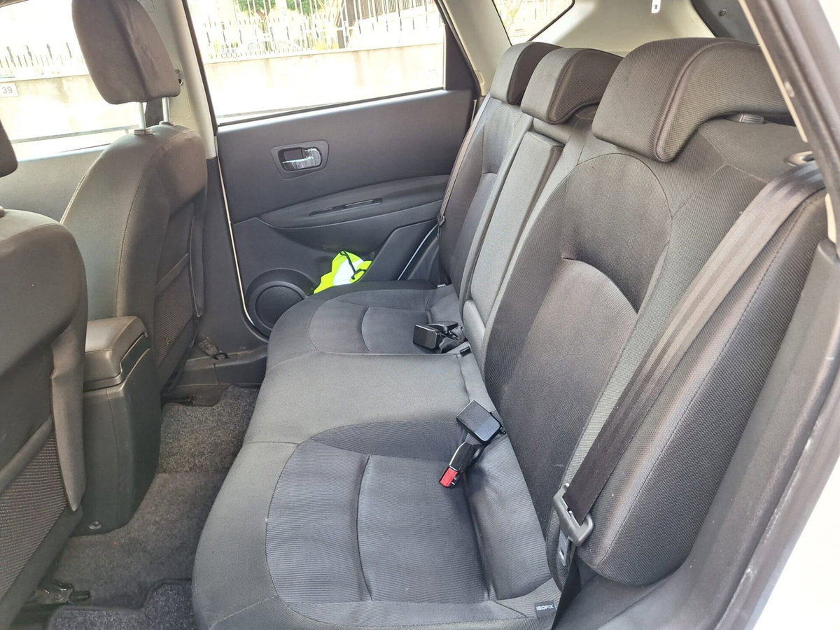 Nissan Qashqai 2.0 dCi DPF Acenta (11)