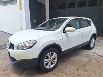 Nissan Qashqai 2.0 dCi DPF Acenta (2)