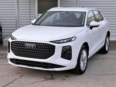 Audi Q3 2.0 tdi Business Advanced 150cv s-tronic nuova