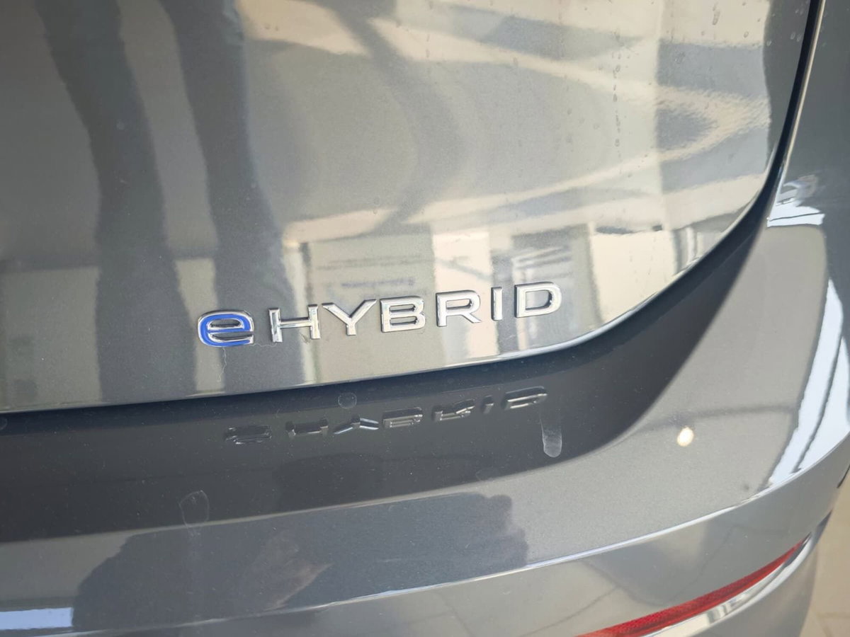 Volkswagen Golf 1.5 tsi ehybrid Edition 204cv dsg (11)