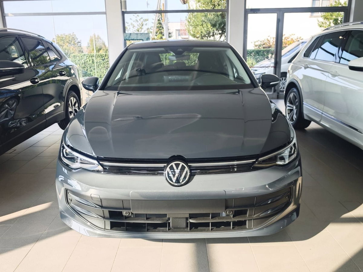 Volkswagen Golf 1.5 tsi ehybrid Edition 204cv dsg (2)