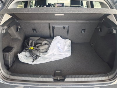 Volkswagen Golf 1.5 tsi ehybrid Edition 204cv dsg (9)