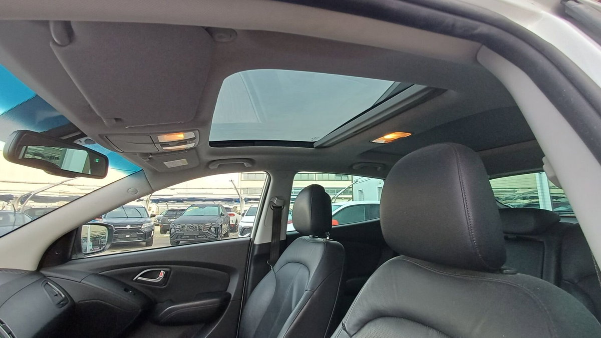 Hyundai ix35 1.7 CRDi 2WD Go! Brasil (12)