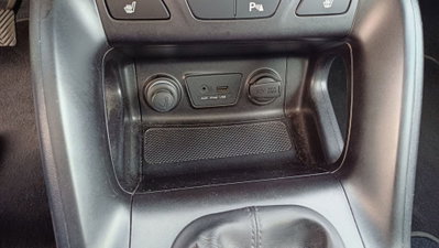 Hyundai ix35 1.7 CRDi 2WD Go! Brasil (17)