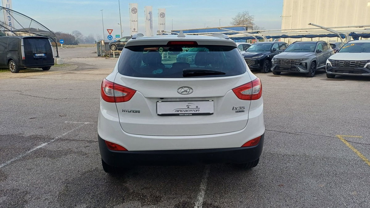 Hyundai ix35 1.7 CRDi 2WD Go! Brasil (4)
