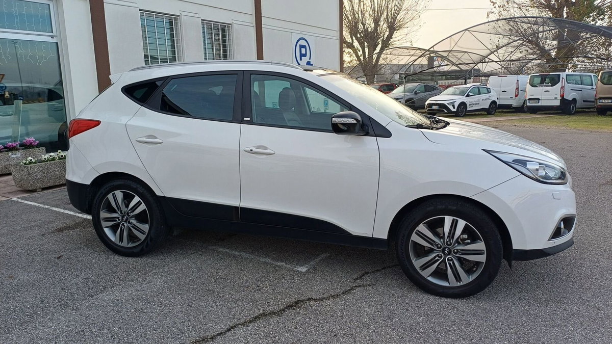 Hyundai ix35 1.7 CRDi 2WD Go! Brasil (6)