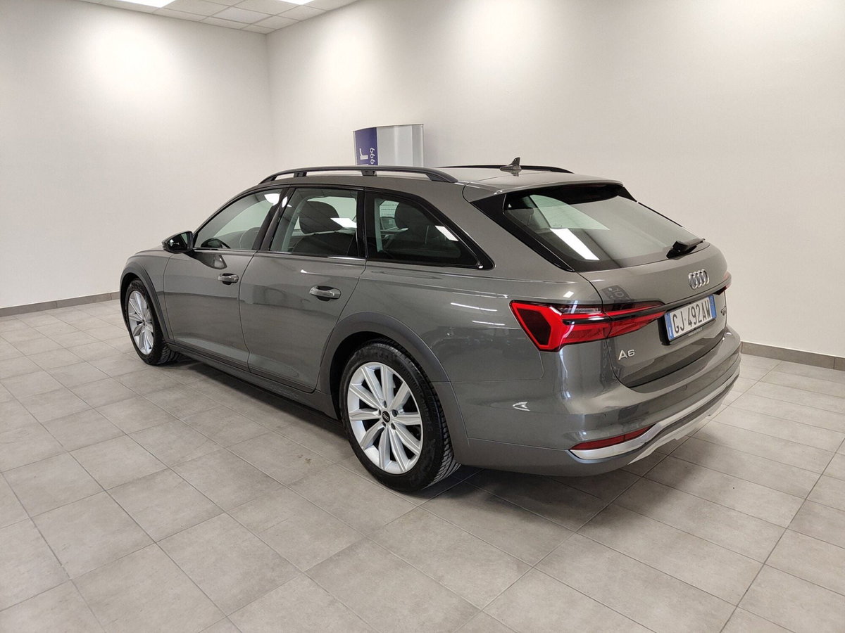 Audi A6 Allroad 40 TDI 2.0 quattro S tronic Evolution (9)